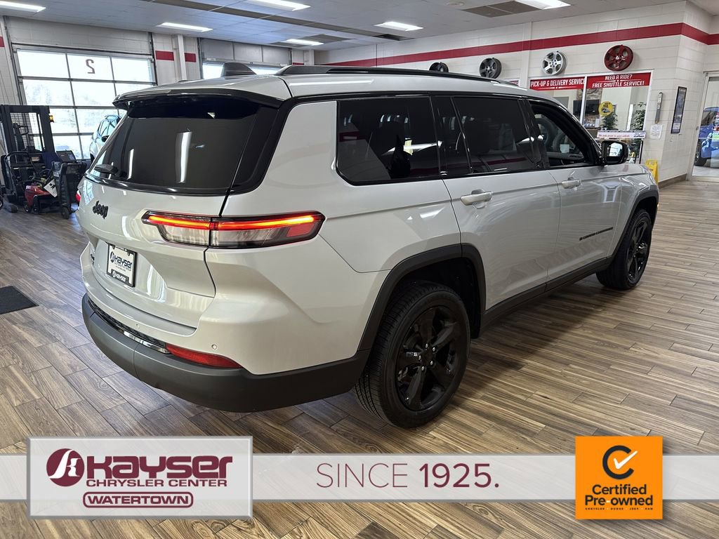 Certified 2023 Jeep Grand Cherokee L Laredo AWD/4WD image 5