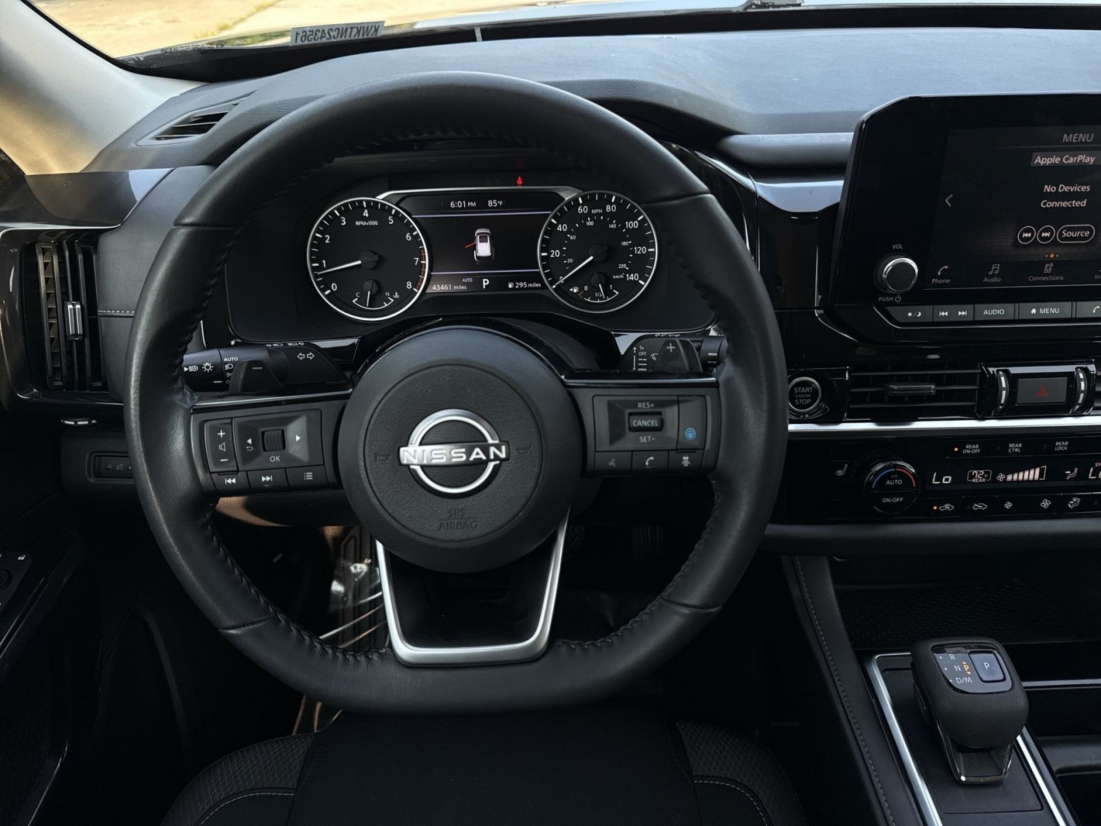 Used 2022 Nissan Pathfinder SV AWD/4WD image 24