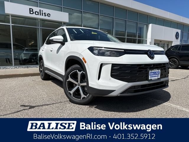New 2026 Volkswagen Tiguan SE