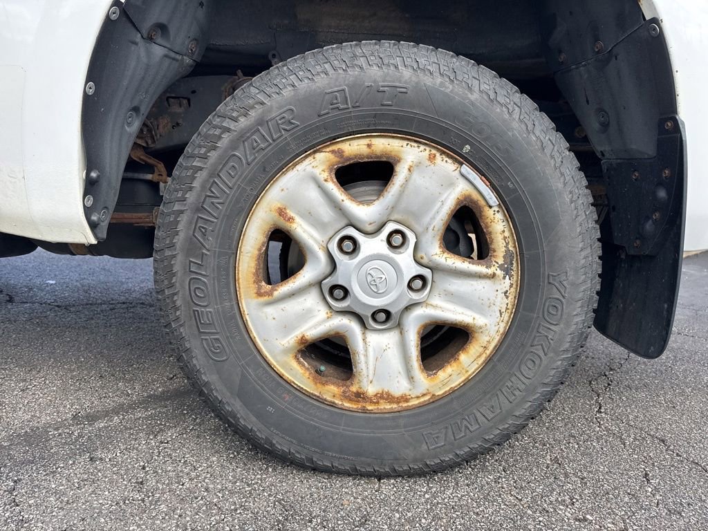 Used 2012 Toyota Tundra 4x4 Double Cab w/ Tow Pkg image 18