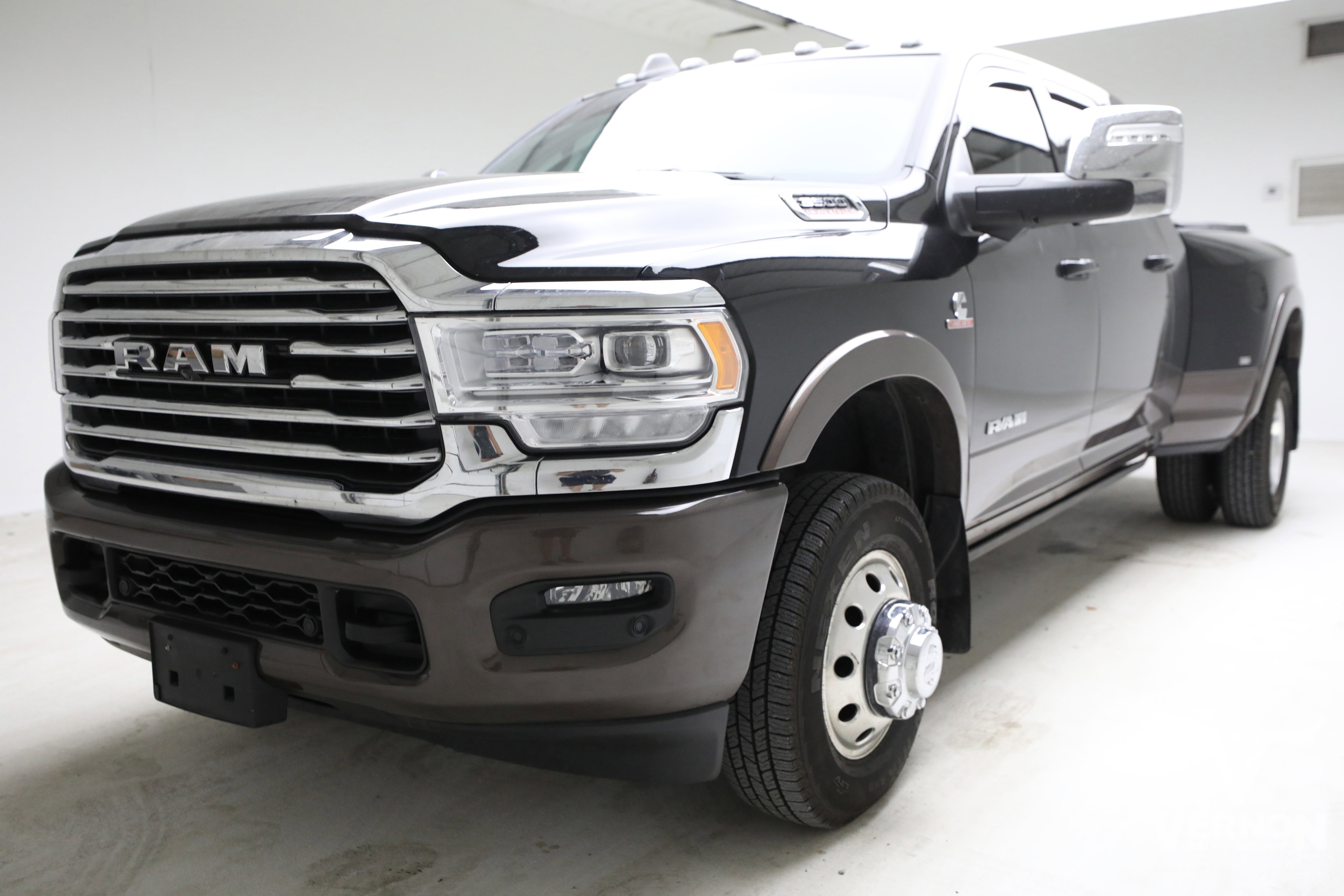 Used 2024 RAM 3500 Limited w/ Safety Group image 1