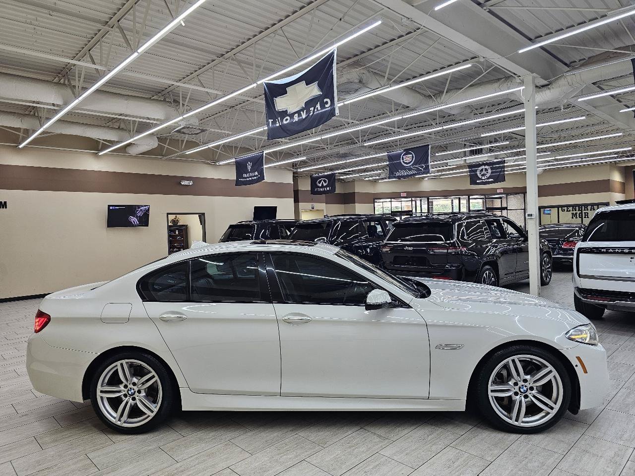 Used 2016 BMW 535i Sedan RWD image 5