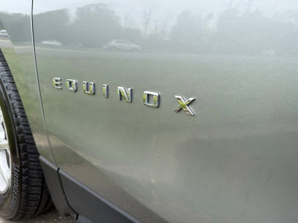 Used 2024 Chevrolet Equinox LT AWD/4WD image 23