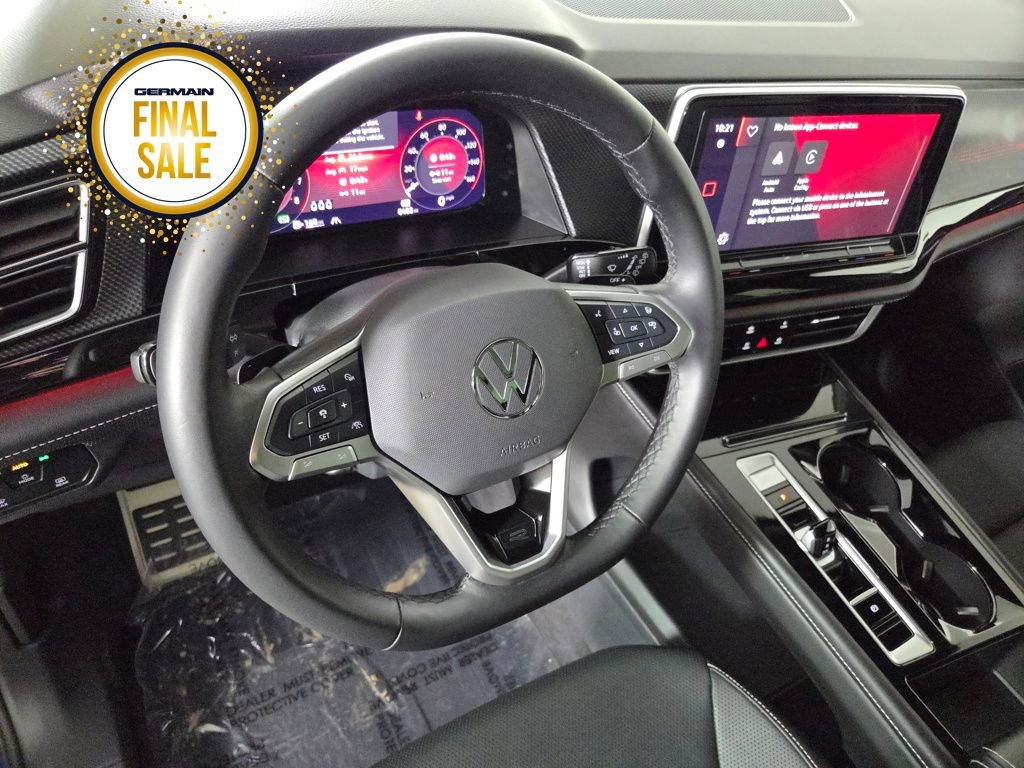 Certified 2025 Volkswagen Atlas Cross Sport SEL R-Line image 10