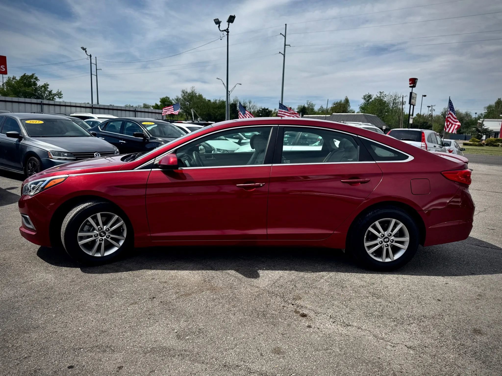 Used 2016 Hyundai Sonata SE image 5