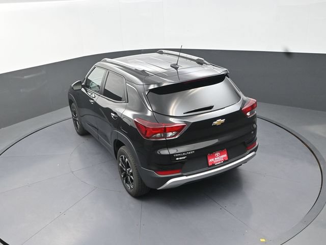 Used 2023 Chevrolet TrailBlazer LT FWD image 26