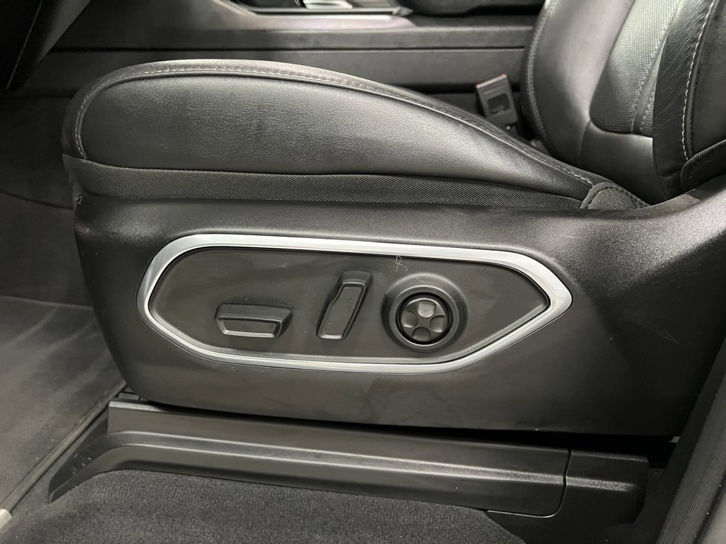 Used 2023 Jeep Wagoneer L Series III w/ Premium Group I image 27