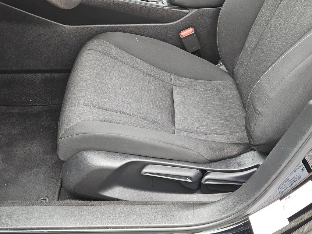 Used 2025 Honda Accord LX image 11