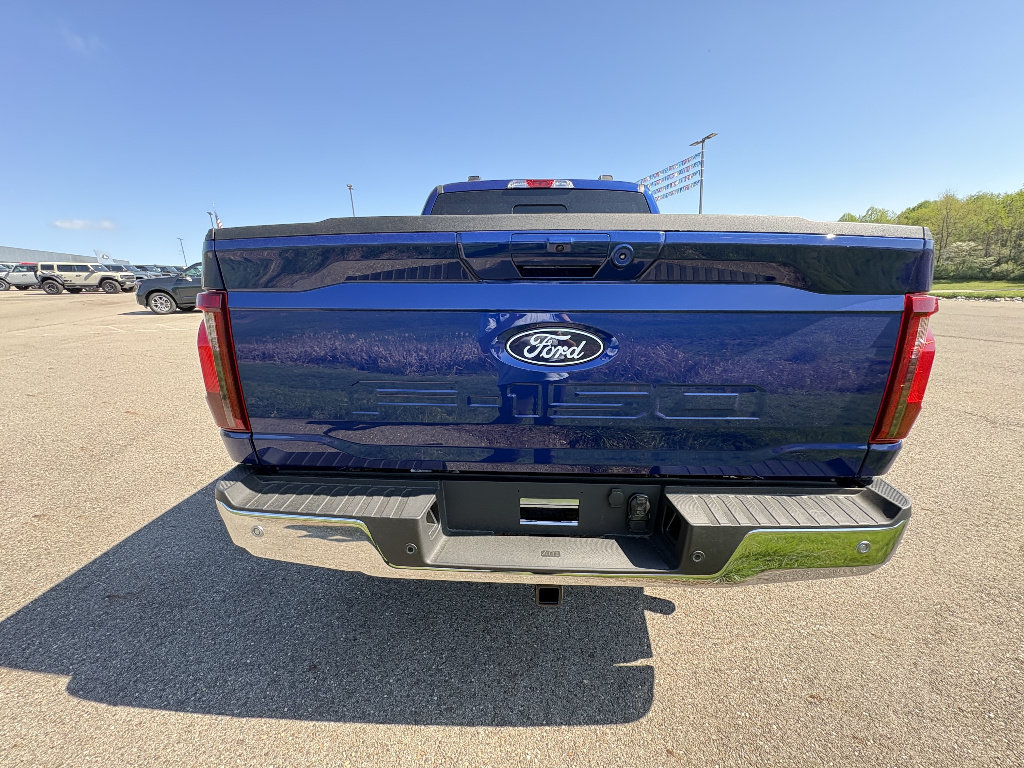 New 2026 Ford F150 XLT w/ Equipment Group 302A MID AWD/4WD image 4