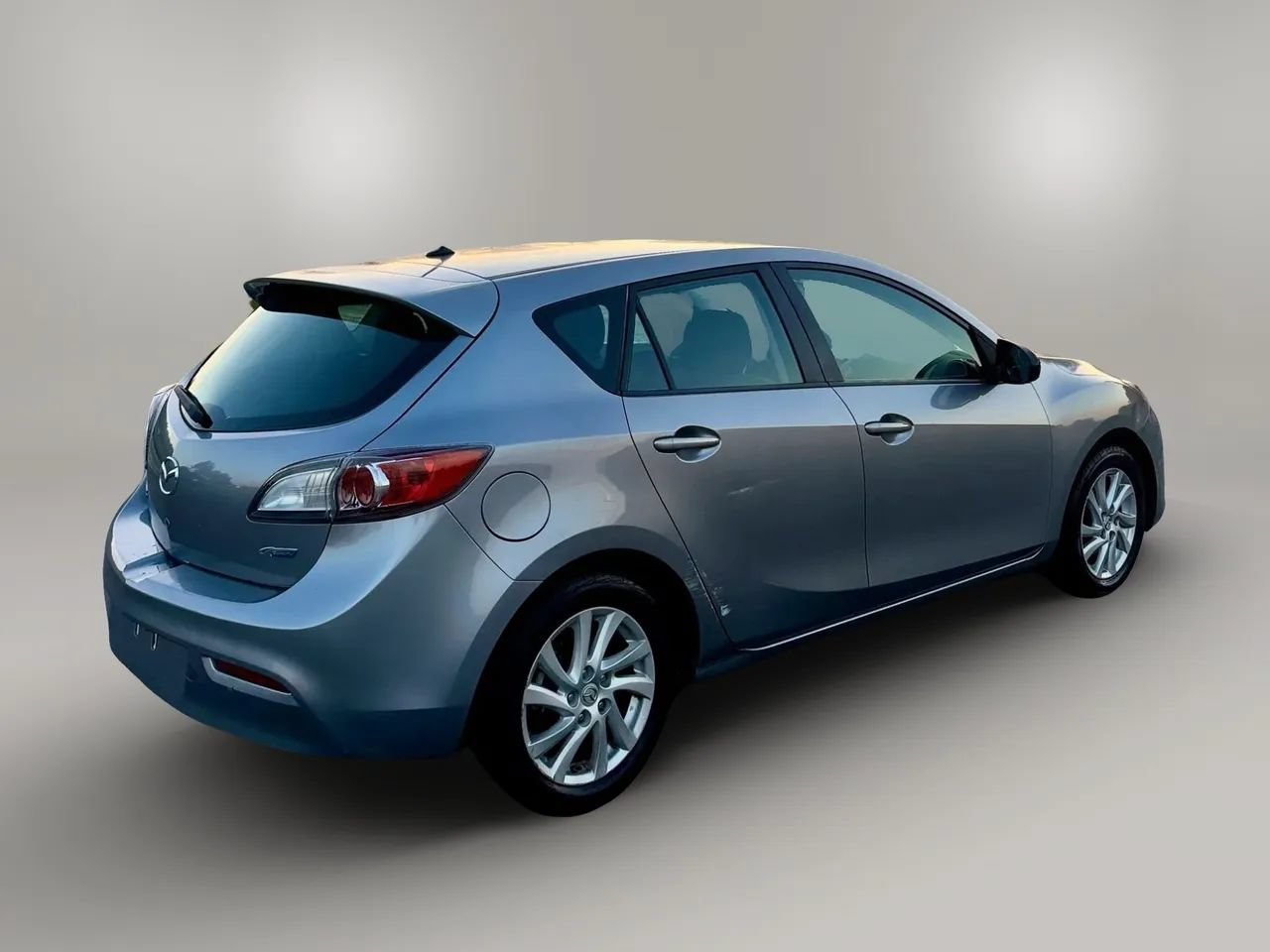 Used 2012 MAZDA MAZDA3 i Touring FWD image 4