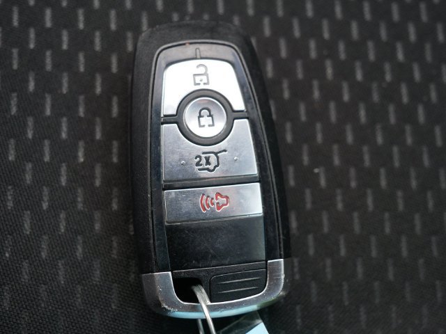 Used 2025 Ford Escape ST-Line AWD/4WD image 35