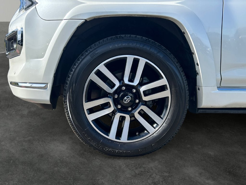 Used 2021 Toyota 4Runner Limited AWD/4WD image 5