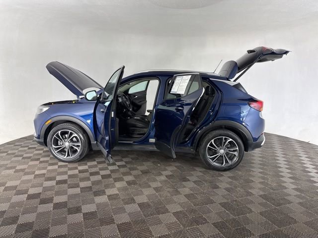 Used 2023 Buick Encore GX Select image 11