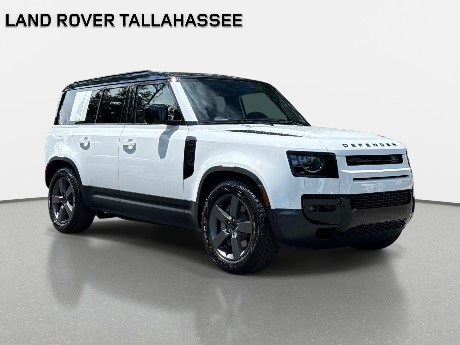 New 2026 Land Rover Defender 110 S AWD/4WD image 3