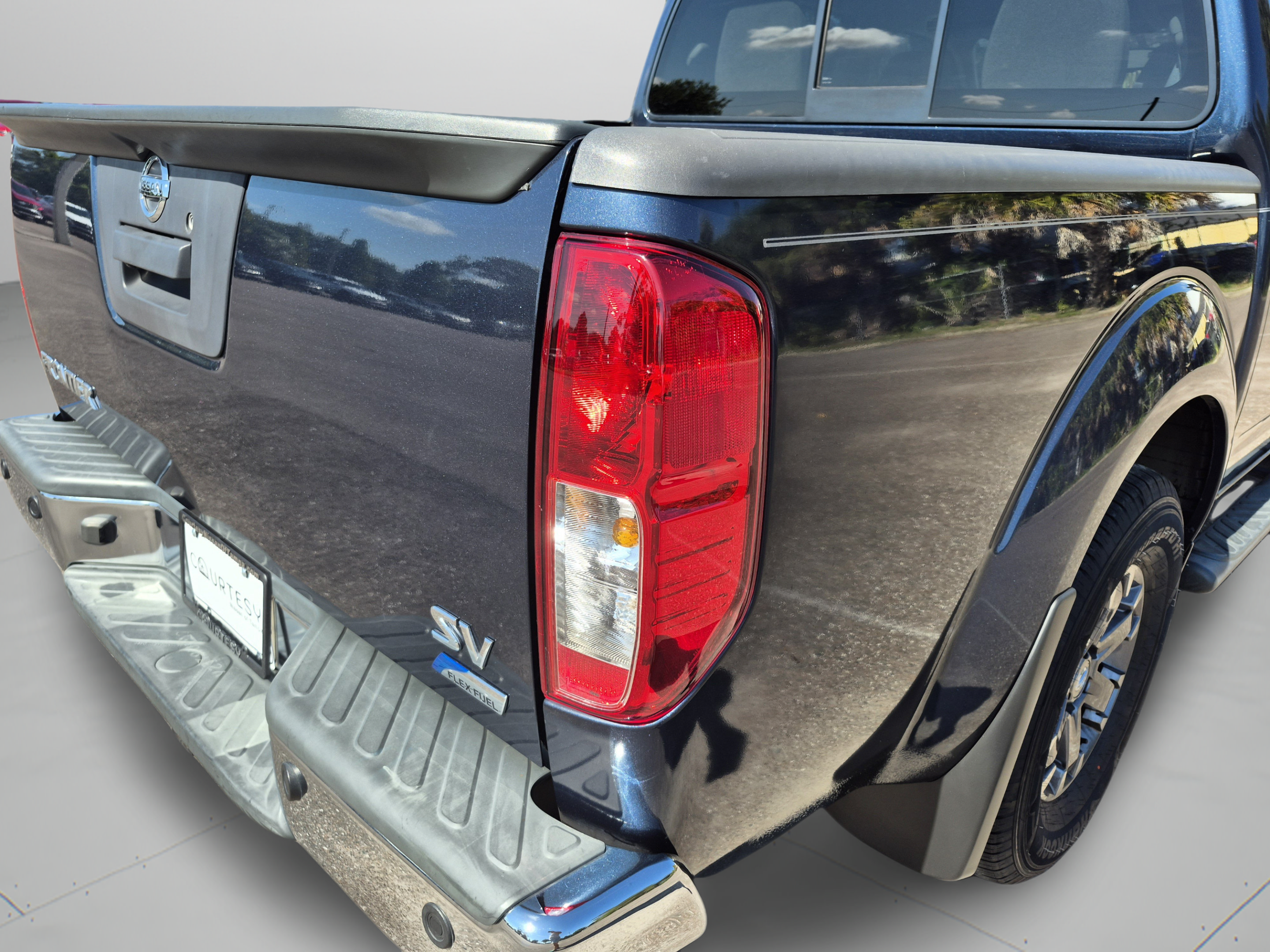 Used 2019 Nissan Frontier SV w/ Value Truck Package RWD image 32