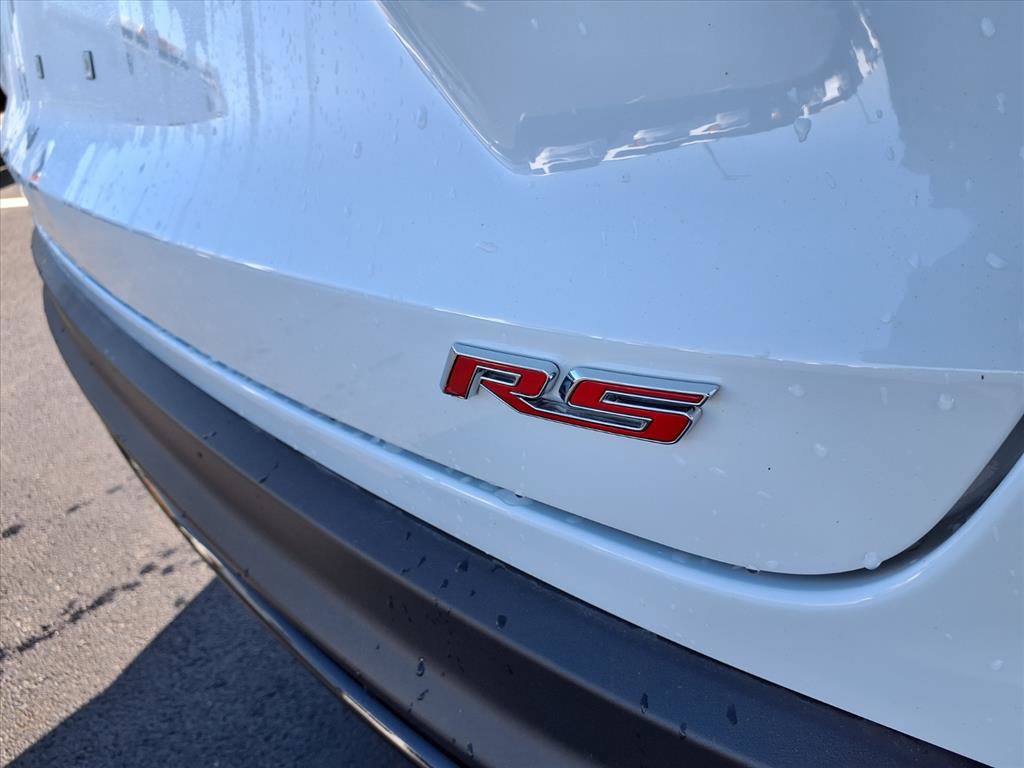 Used 2025 Chevrolet Trax RS w/ Sunroof Package image 28