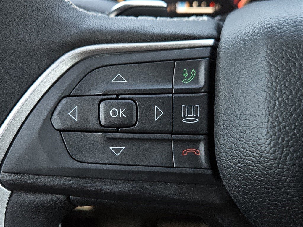 New 2025 Jeep Grand Cherokee L Laredo w/ Luxury Tech Group I image 29