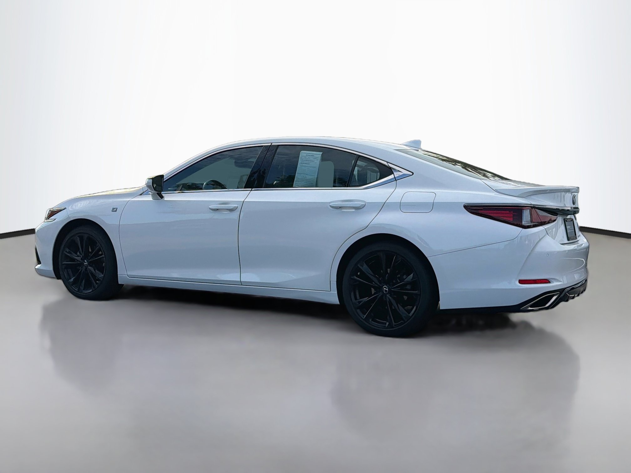 Certified 2023 Lexus ES 350 F Sport w/ Accessory Package (Z2) FWD image 4