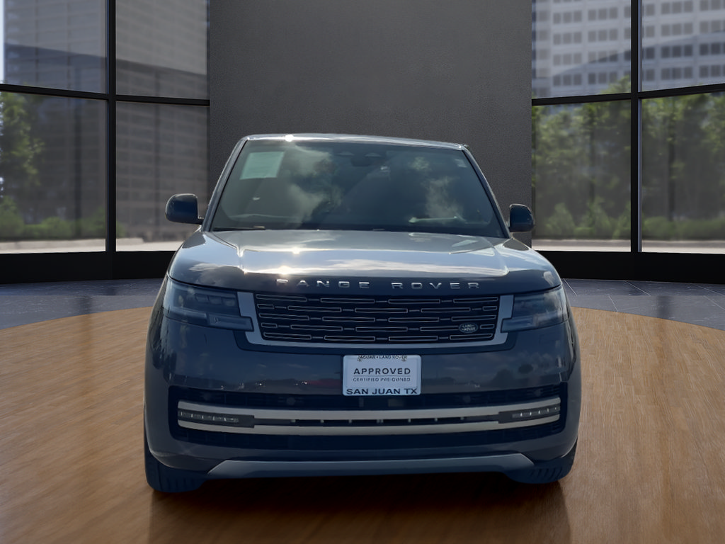 Used 2024 Land Rover Range Rover Long Wheelbase SE AWD/4WD image 2