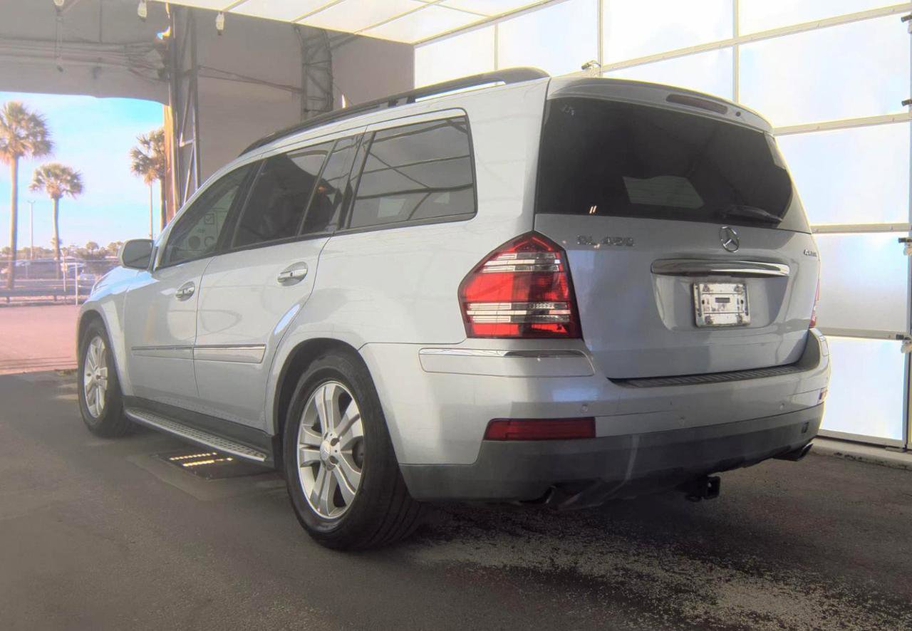 Used 2009 Mercedes-Benz GL 450 4MATIC image 6