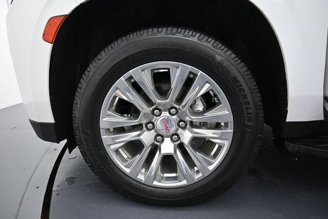 Used 2023 GMC Yukon Denali AWD/4WD image 11