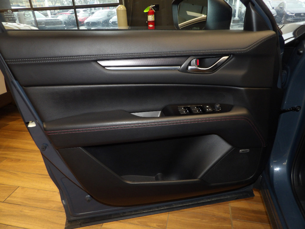 Certified 2023 MAZDA CX-5 Carbon Edition AWD/4WD image 24