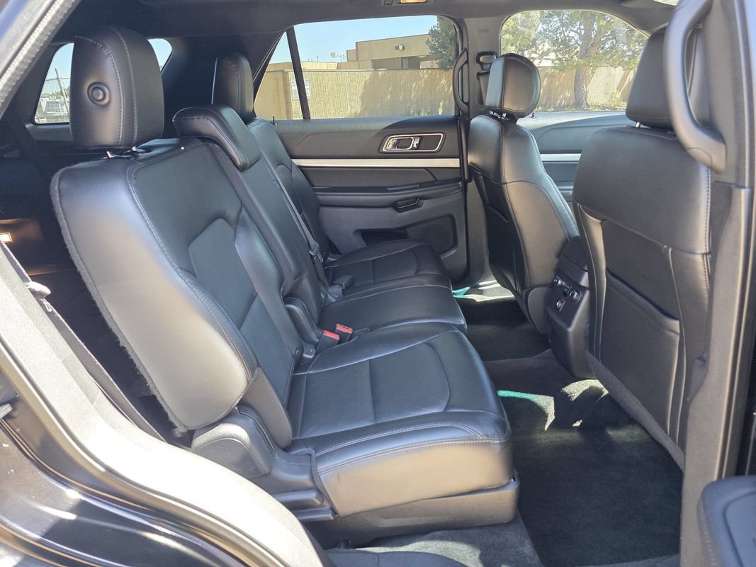 Used 2016 Ford Explorer XLT w/ Equipment Group 202A AWD/4WD image 23