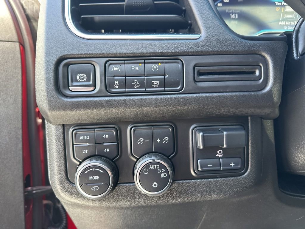 Used 2024 Chevrolet Tahoe Z71 w/ Z71 Off-Road Package image 39