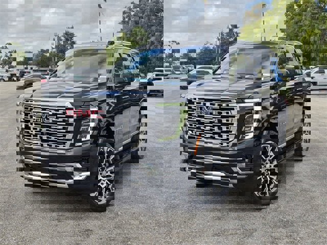 New 2026 GMC Yukon Denali video 1