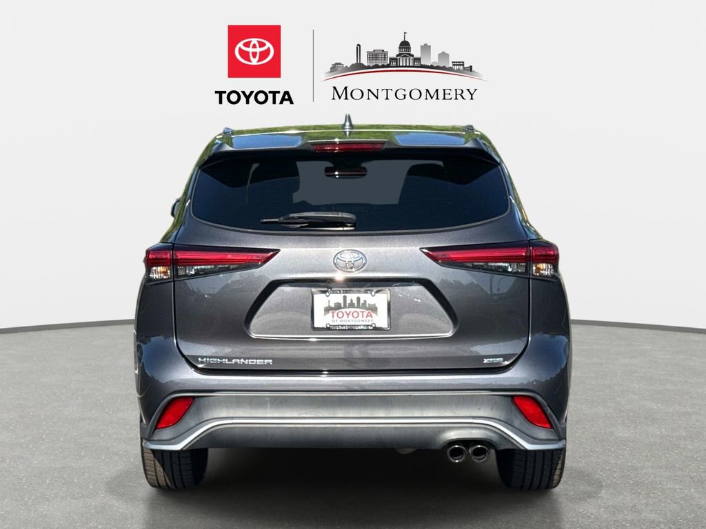 Used 2021 Toyota Highlander XSE image 4