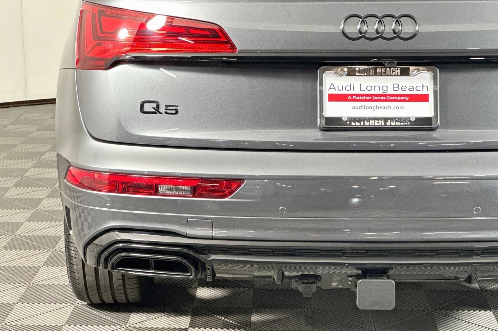 Used 2024 Audi Q5 e Premium Plus w/ Premium Plus Package AWD/4WD image 17