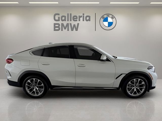 Certified 2022 BMW X6 xDrive40i image 8