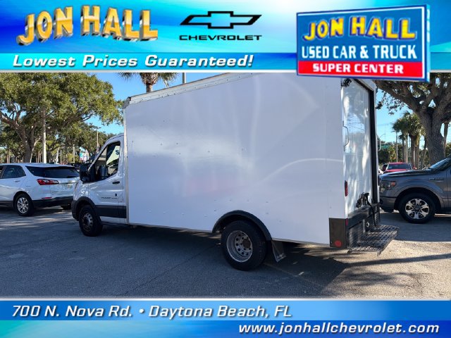 Used 2023 Ford Transit 350 DRW RWD image 5