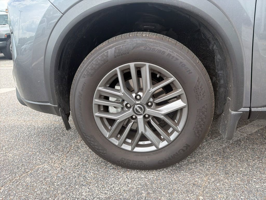 Used 2026 Nissan Rogue S image 11