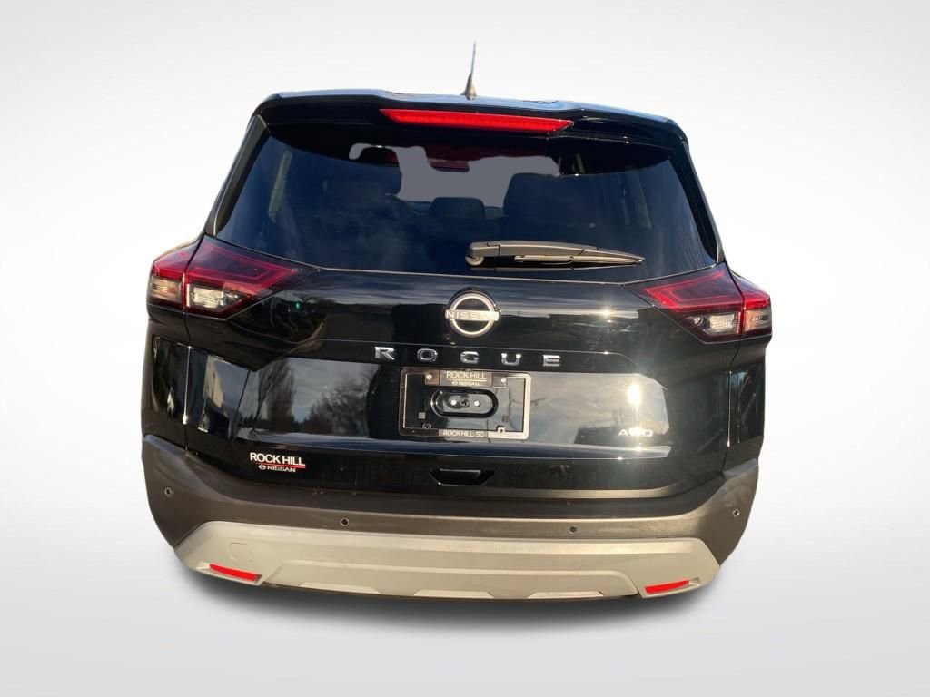Used 2023 Nissan Rogue S image 6