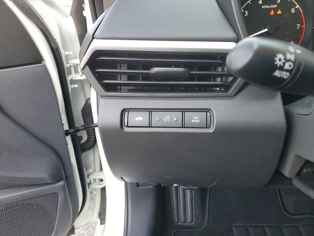 Certified 2025 Nissan Altima 2.5 S FWD image 19