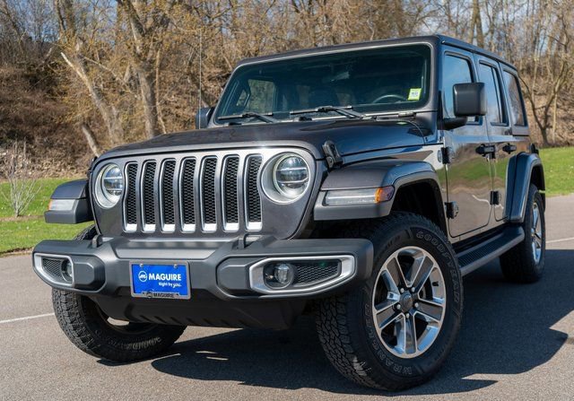 Used 2018 Jeep Wrangler Unlimited Sahara w/ LED Lighting Group image 35