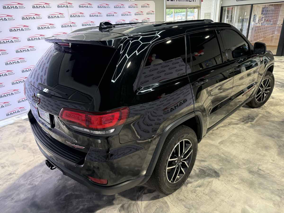 Used 2021 Jeep Grand Cherokee Trailhawk AWD/4WD image 8