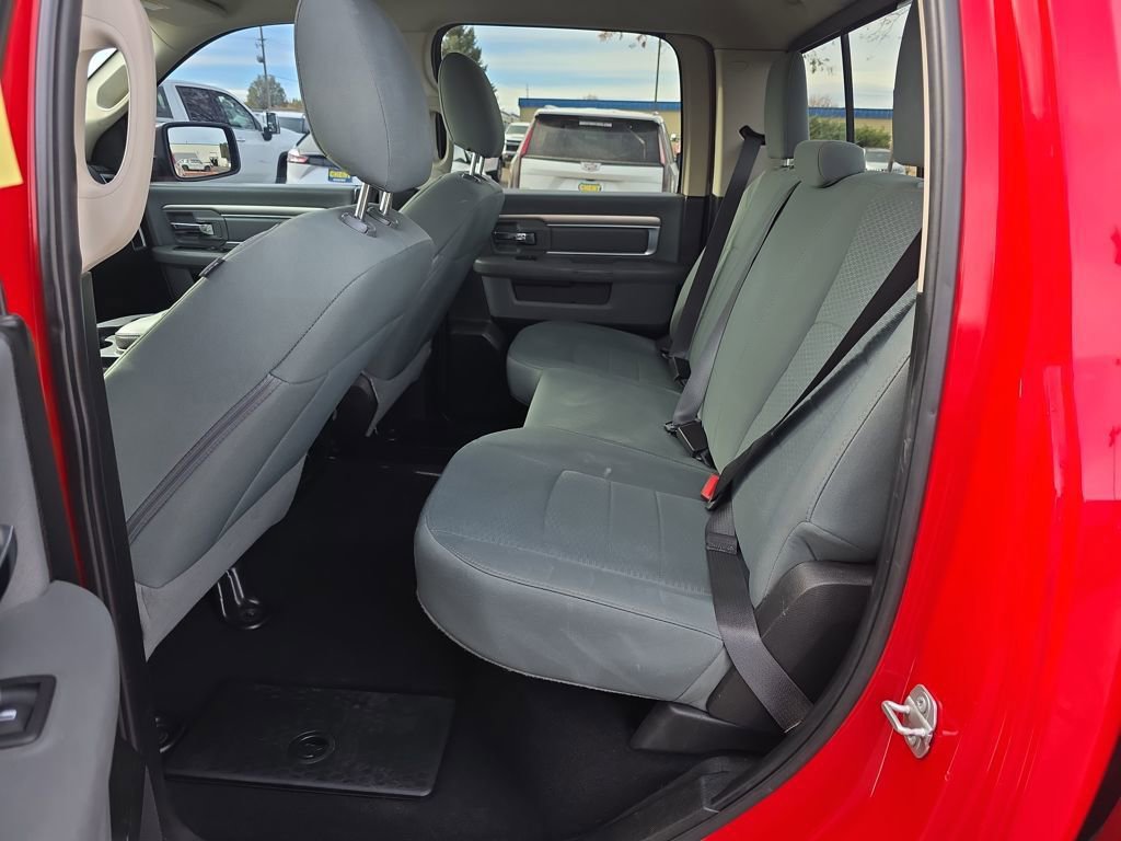Used 2019 RAM 1500 Classic SLT image 29