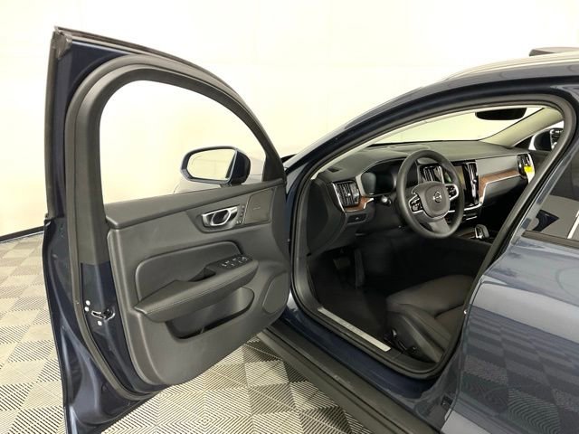 New 2026 Volvo V60 B5 Cross Country Plus w/ Protection Package Premier image 23