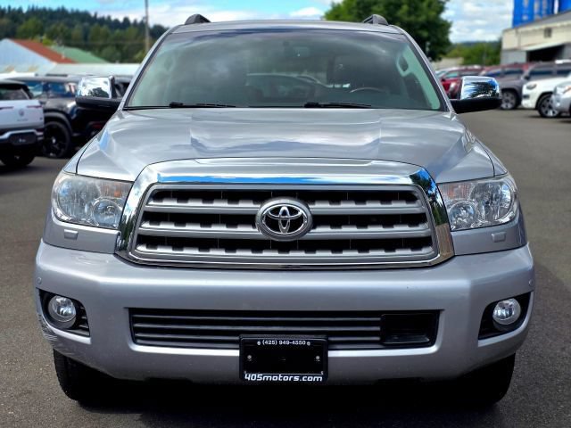 Used 2015 Toyota Sequoia Platinum AWD/4WD image 2