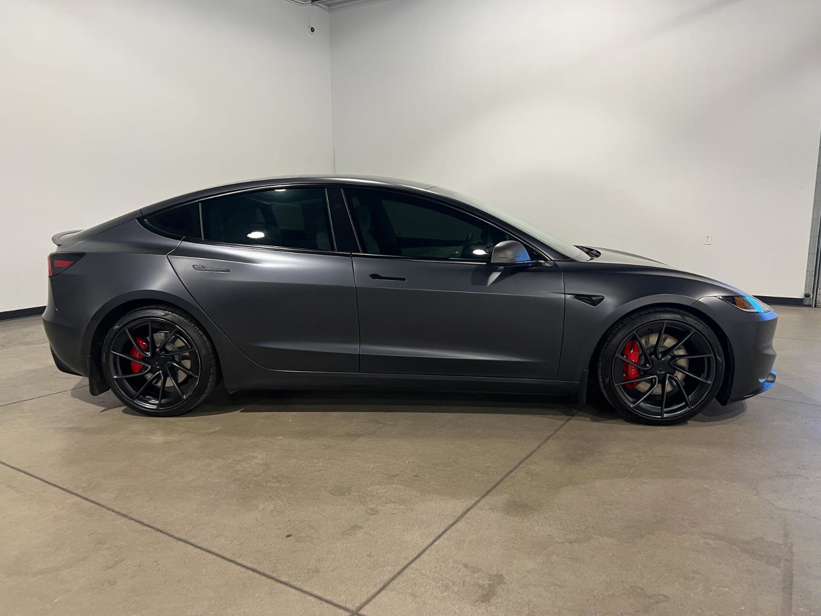 Used 2024 Tesla Model 3 Performance AWD/4WD image 2