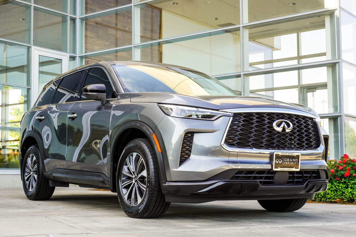 Certified 2024 INFINITI QX60 Pure image 4