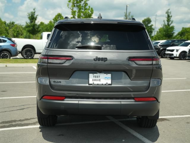 New 2026 Jeep Grand Cherokee L Limited w/ Limited Altitude Package AWD/4WD image 6