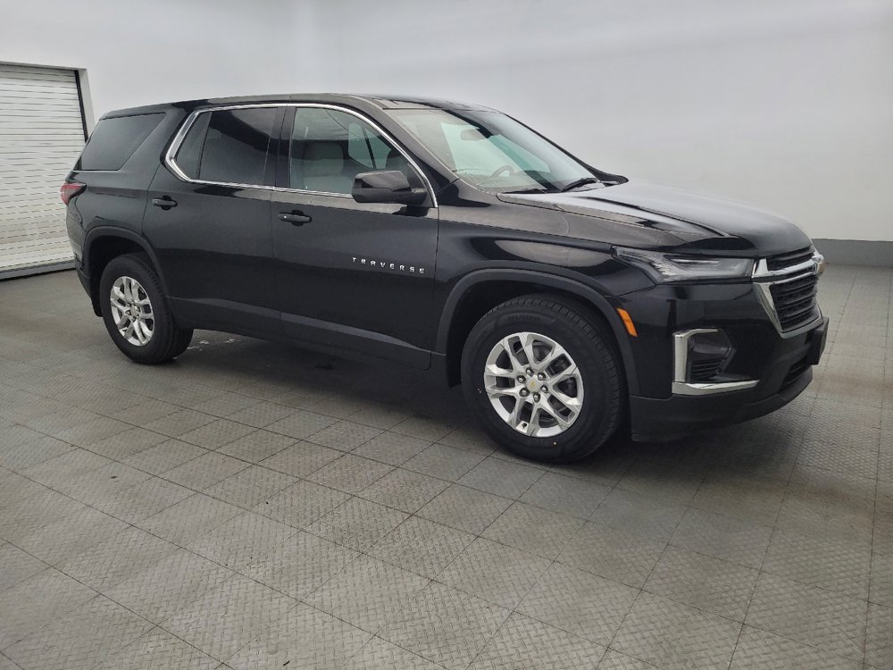 Used 2022 Chevrolet Traverse LS image 11
