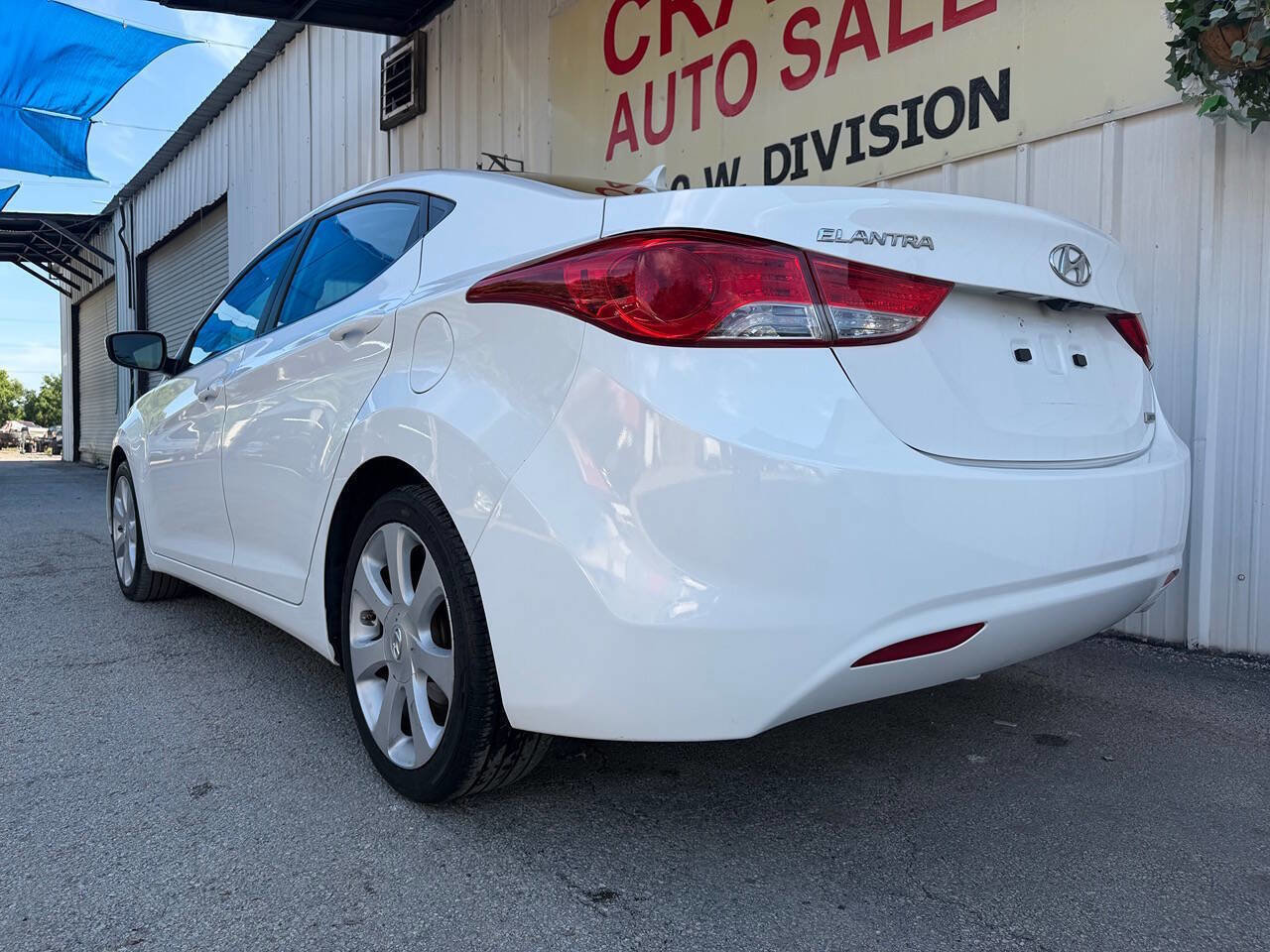 Used 2012 Hyundai Elantra Limited FWD image 11