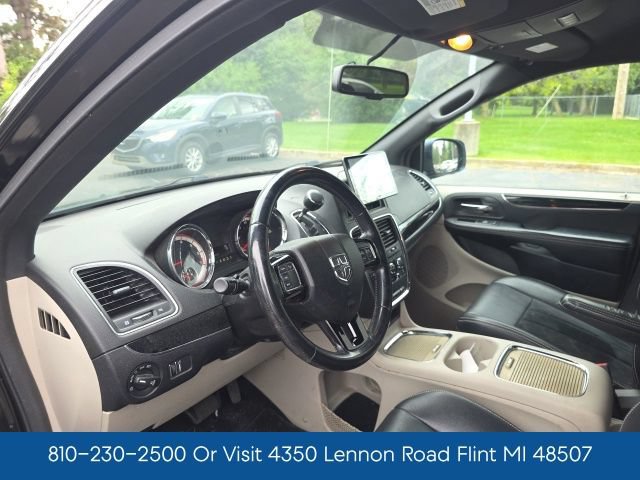 Used 2018 Dodge Grand Caravan SXT FWD image 10