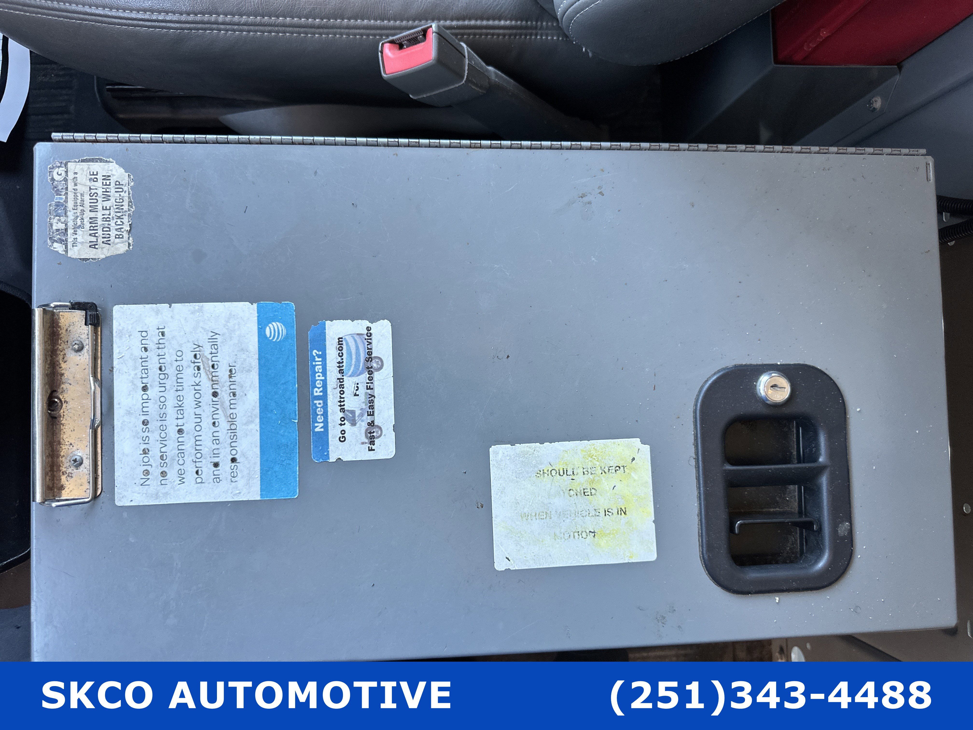 Used 2015 Chevrolet Express 2500 image 24