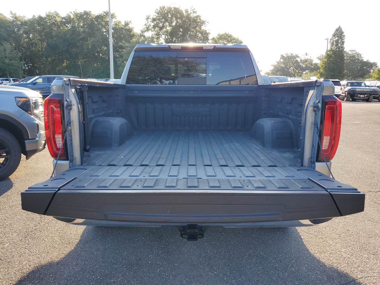 Used 2023 GMC Sierra 1500 SLT RWD image 9