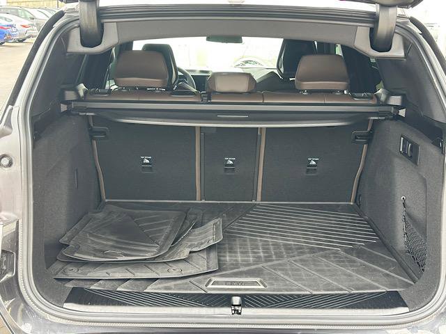 Certified 2025 BMW X3 xDrive30i w/ M Sport Package image 13